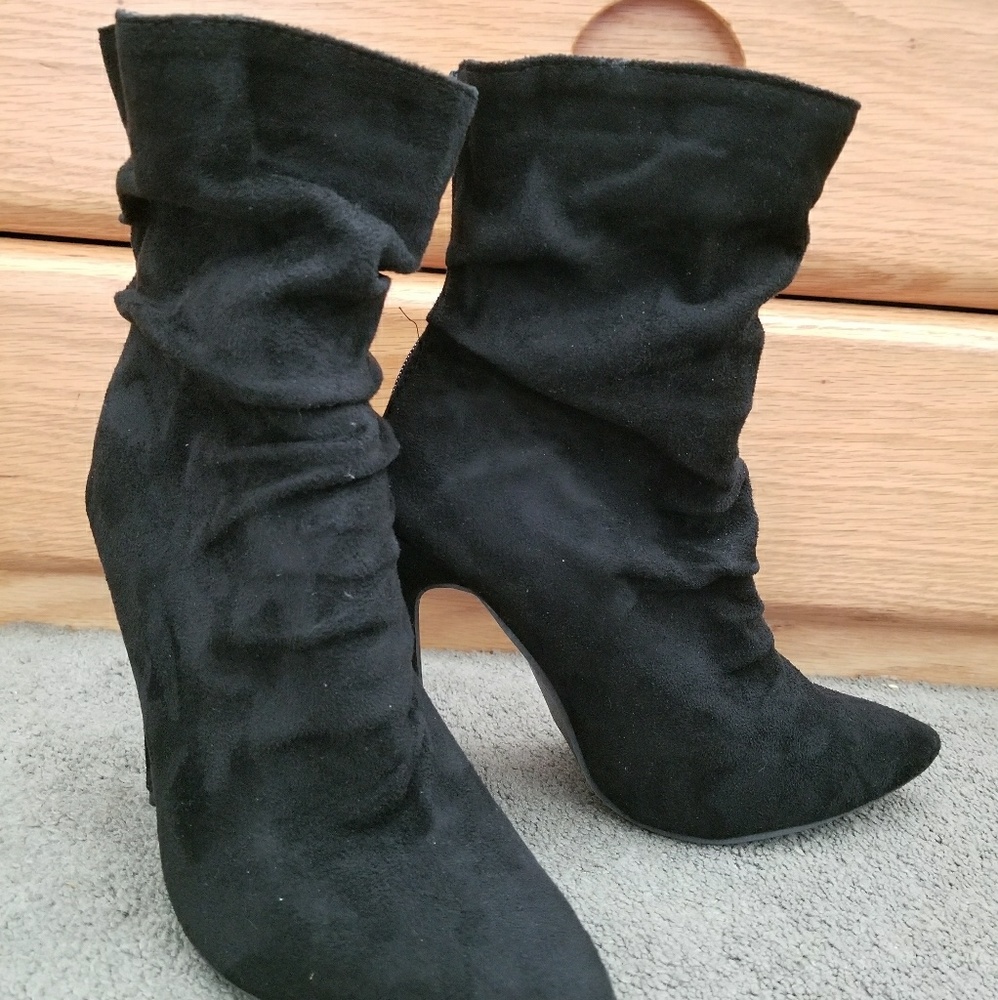 Black velvet boots